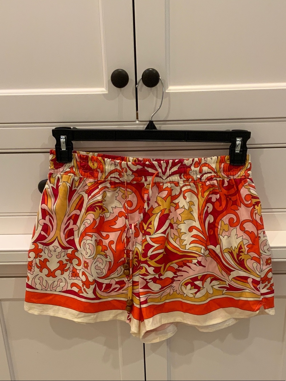 AKIRA Vibrant Paisley Athletic Shorts - Red, Orange & Pink